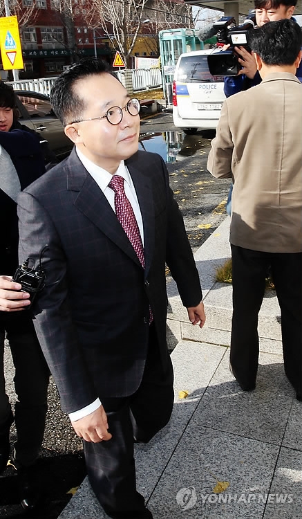 영장실질심사 받는 노희용 전 구청장