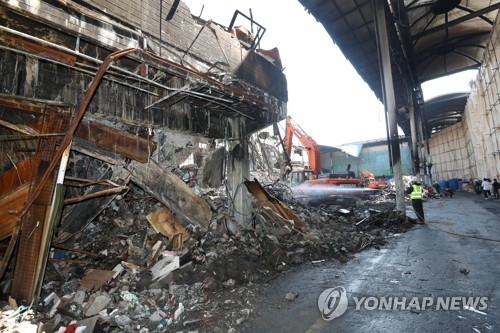 철거되는 서문시장 4지구