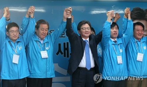 바른정당, 내홍속 '절절한 호소'…"바른길 가도록 지켜달라" - 1