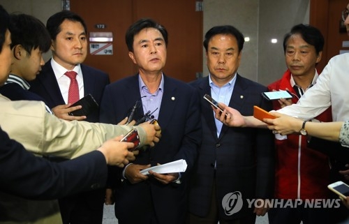 자유한국당 친박계 의원들