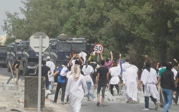 23일 시아파 시위대를 유혈진압하는 바레인 경찰[트위터]
