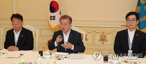 文대통령 "부처 연속성 중요…정권 유한하지만 조국은 영원"(종합) - 2