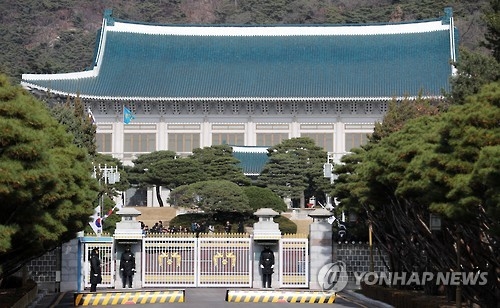 靑, 이낙연 총리인준 대야 설득 총력전…정무라인 풀가동 - 1