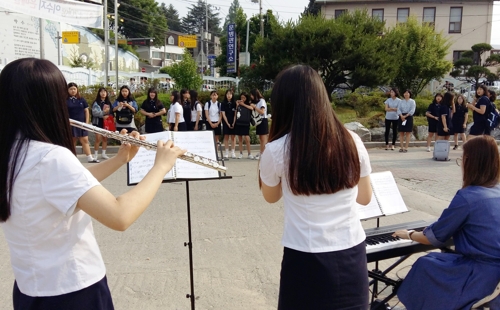 등굣길 음악회 여는 예다움