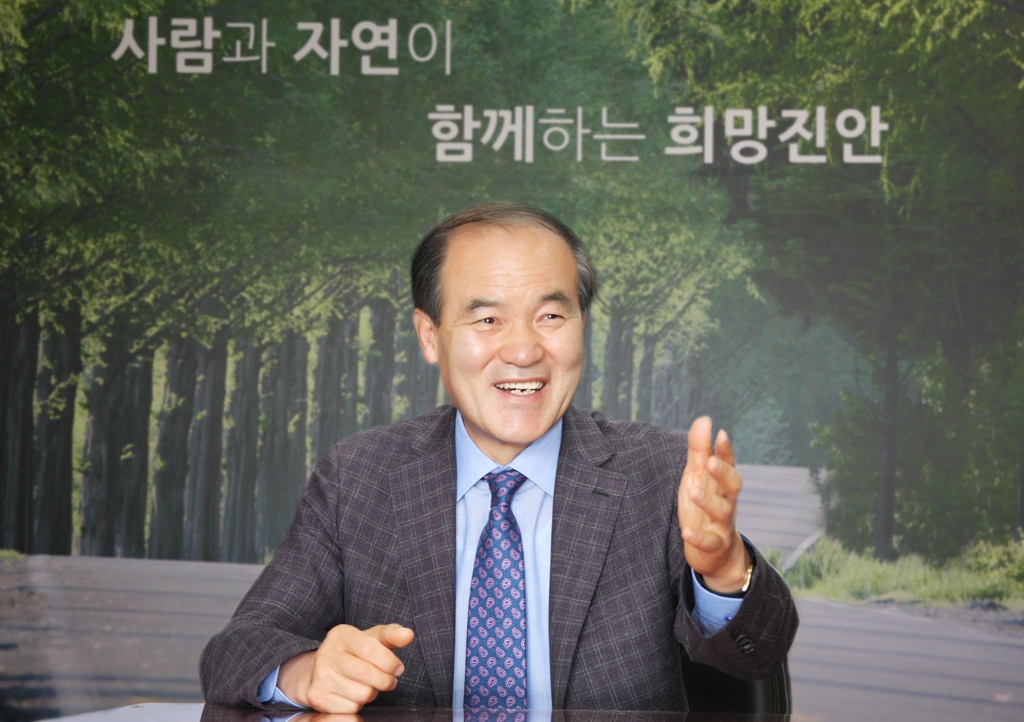 이항로 진안군수