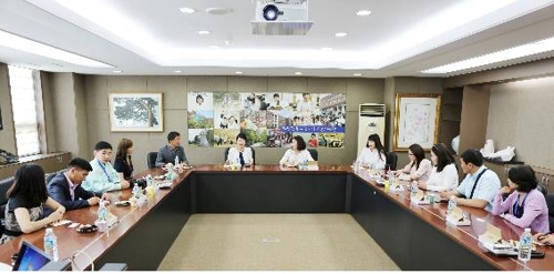 몽골 울란바토르 이크자삭대학교 칭키스서세대학 교수단 일행 방문.