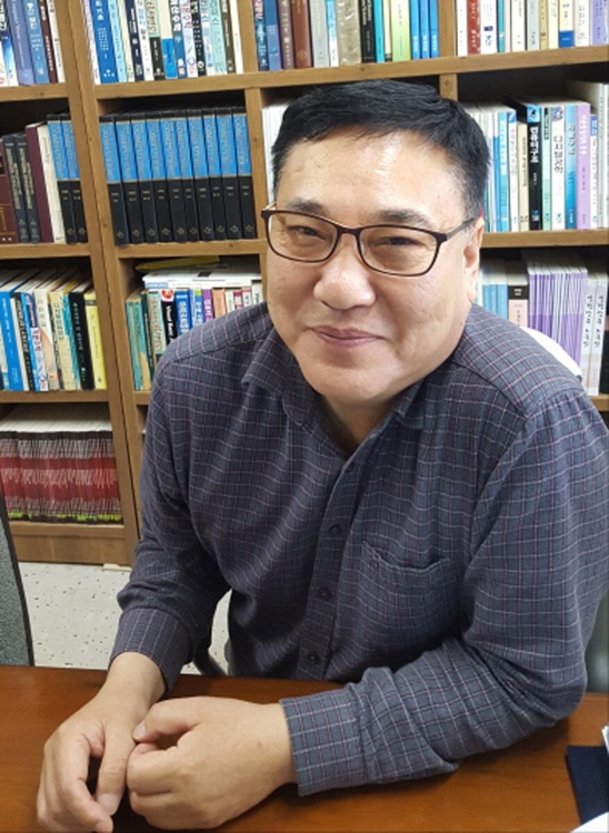 조동욱 교수
