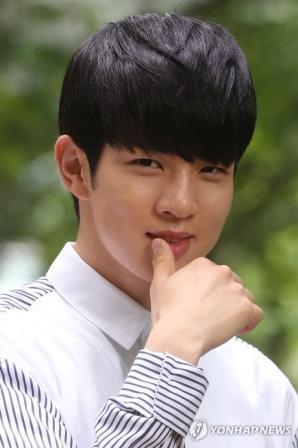 유회승 "엔플라잉 막내로 합류…관객과 교감하는 공연 꿈꿔요" - 4