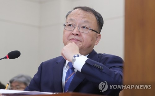 한승희 청문회서 '최순실·이재용 해외 은닉재산' 추궁 - 1
