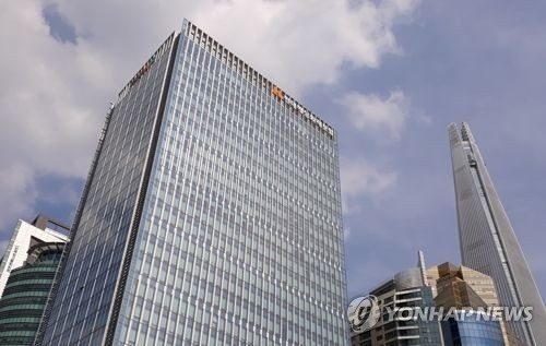 보험사 상반기 순익 5조 원대로↑…"대부분 일시 요인" - 1