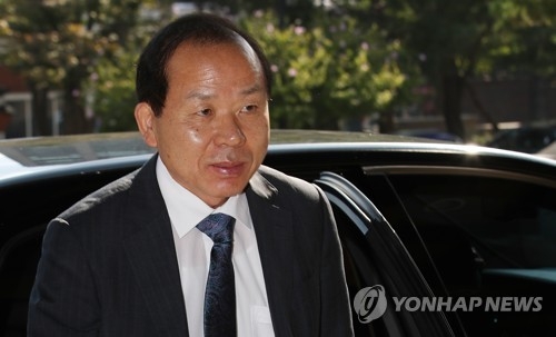 김이수 헌법재판소장 후보자 출근