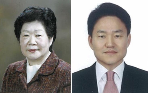 왼쪽부터 송만자·이금로씨