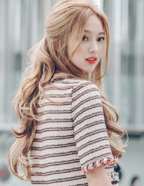 핑크에이지, '2017 뉴 컬러 가발' 출시…17종 제품 적용 - 1