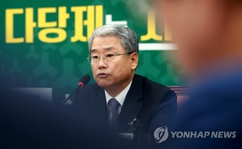 김동철 "무기명투표 당론 정하는게 구태…김명수 자율투표해야" - 1