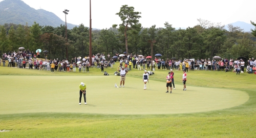 박성현 경기를 보러온 관중.(KLPGA 제공)