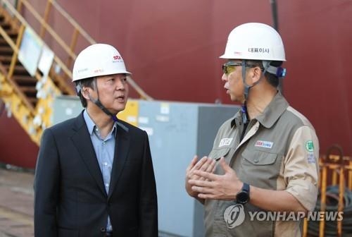STX조선해양 찾은 안철수
