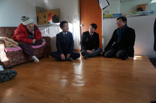 ESC상생포럼, 서울 마포 경로당들에 난방설비 기증