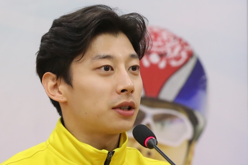 답변하는 곽윤기