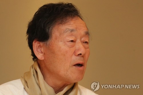 한승원 작가