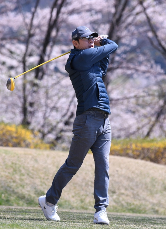 축구인 골프대회에서 우승한 신태용 축구대표팀 감독