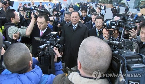 러시아에 도착한 리용호 북한 외무상