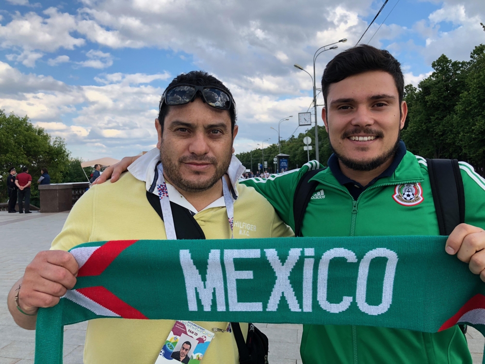 월드컵 기다리는 멕시코 팬들
