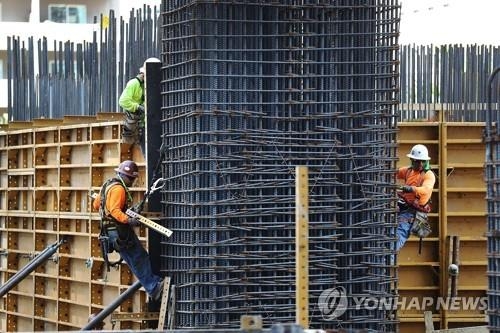 美 지난주 실업수당 21만8천 건…4천 건 감소 - 1