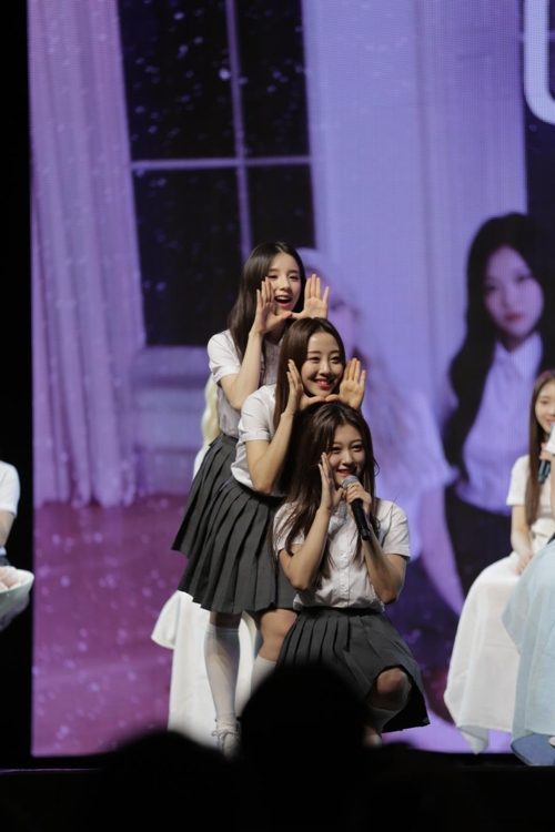 이달의 소녀 '잘 부탁드립니다'
