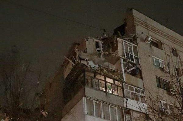 가스 폭발로 부서진 아파트 모습 [리아노보스티=연합뉴스]