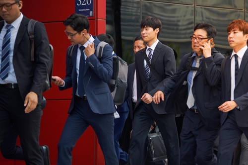 '돈'