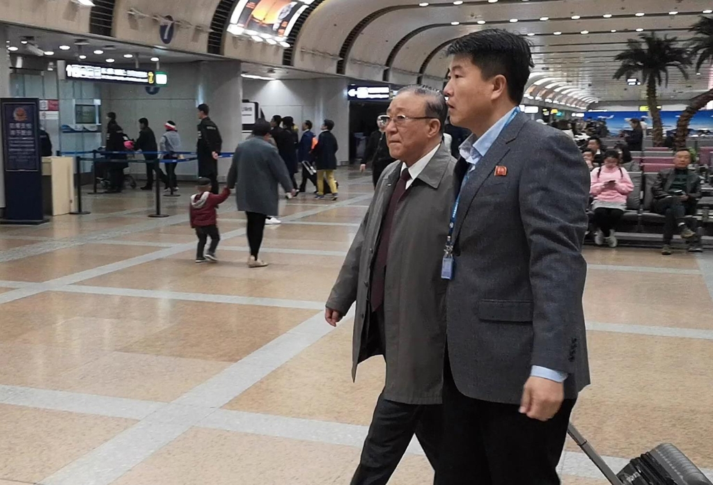 베이징 도착한 지재룡 주중 북한대사