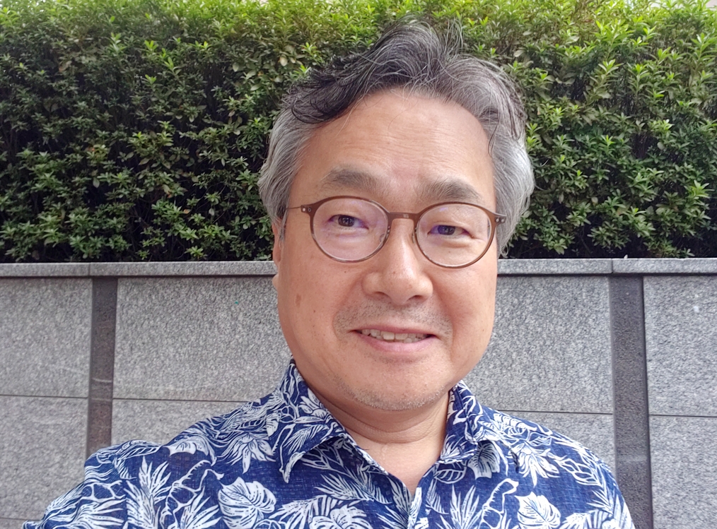 강창일 금정문화회관 관장