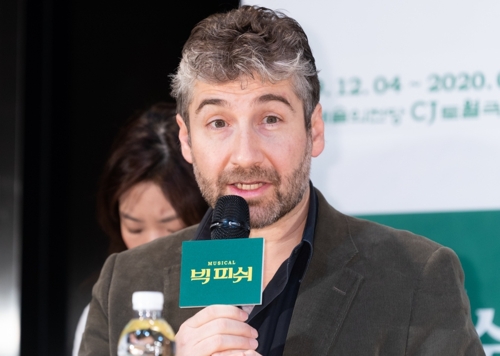 스캇 슈왈츠 연출가