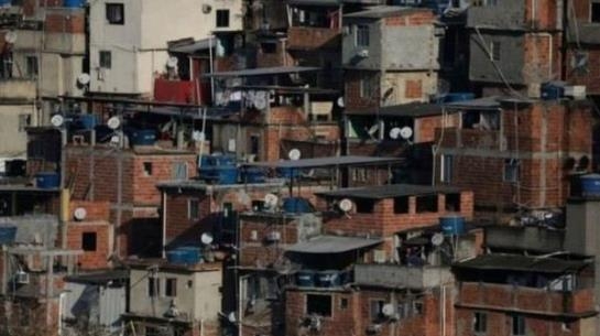 브라질의 빈곤층이 몰려 사는 파벨라(favela) [브라질 뉴스포털 UOL]