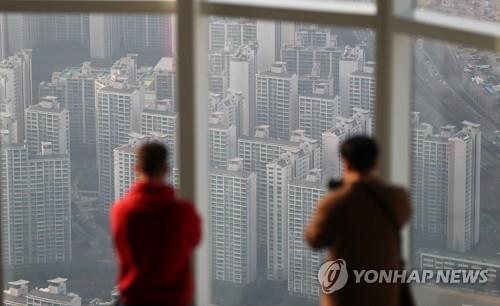 '15억원 초과 집 대출 금지' 위헌소송…헌재, 본격 심리 착수 - 1