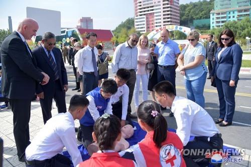 북한 청소년적십자, '세계 구급처치의 날' 행사