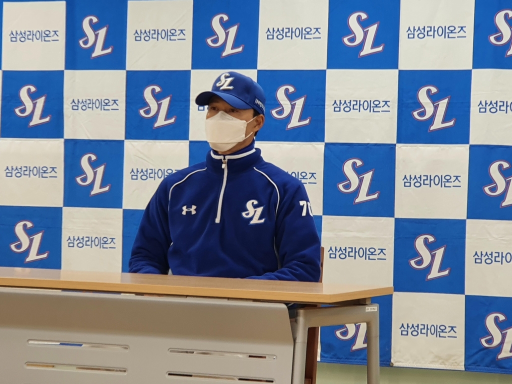 인터뷰하는 허삼영 삼성 감독