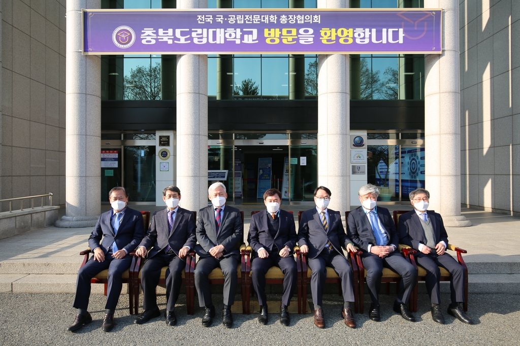 "간호학과 신설하자"