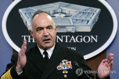 언론 간담회하는 찰스 리처드 미 전략사령관