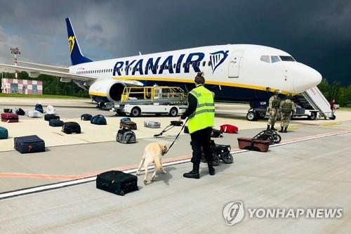 야권 인사 체포 위해 외국 여객기 강제 착륙시킨 벨라루스