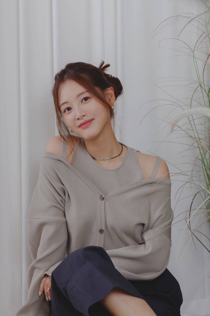 tvN 토일드라마 '악마판사'의 배우 김재경