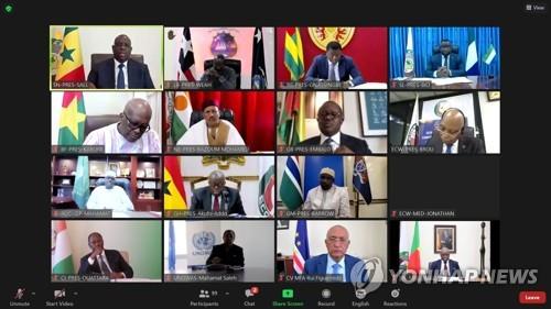 지난 8일 기니 쿠데타 문제를 화상으로 논의하는 서아프리카경제공동체 지도자들