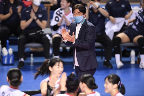 선수단 격려하는 차상현 감독