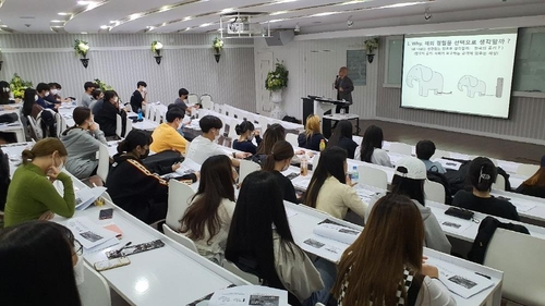 김천대서 특강하는 조대식 KCOC 사무총장