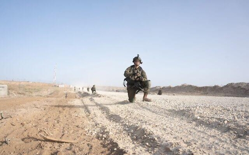 가자지구 동서 관통로인 '넷자림 통로'에서 작전중인 이스라엘군나할 여단 병사. 