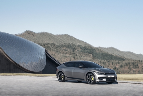 Kia presenta el EV6 como su primer modelo basado en plataforma de VE