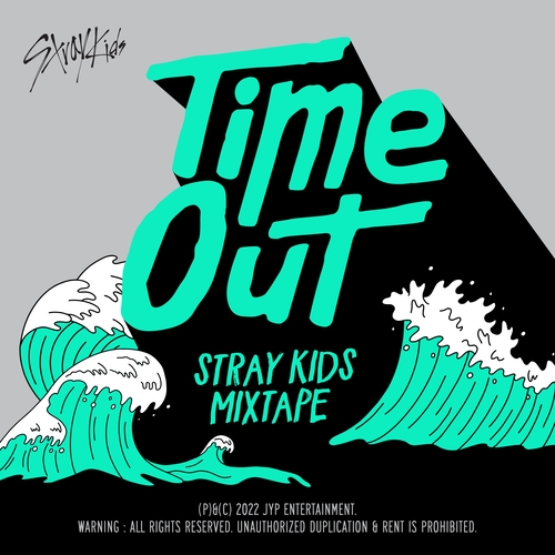 La imagen, proporcionada por JYP Entertainment, es un póster promocional para el último sencillo digital de Stray Kids, titulado "Mixtape: Time Out". (Prohibida su reventa y archivo)