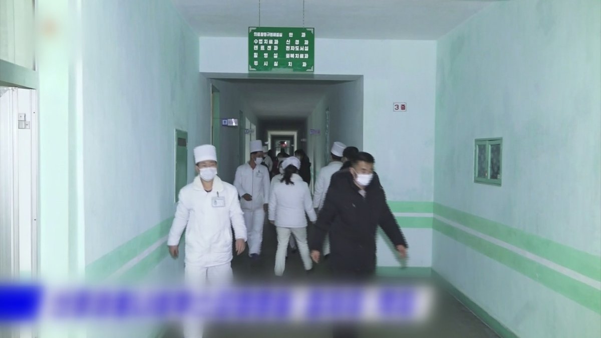 "北, 외국 공관 직원 격리 3월1일까지 연장"