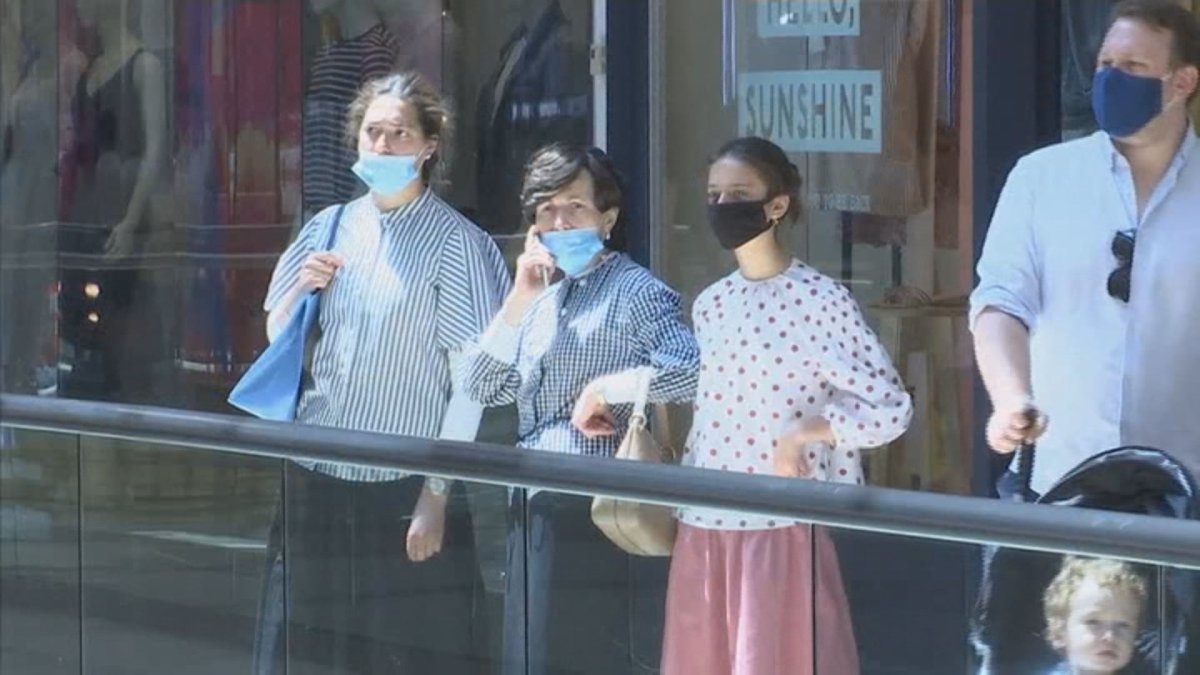 "내년 중반돼야 백신 공급 원활…마스크가 더 확실"
