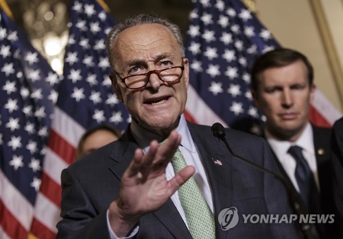 美민주당의 사실상 차기 상원 원내대표인 척 슈머 의원